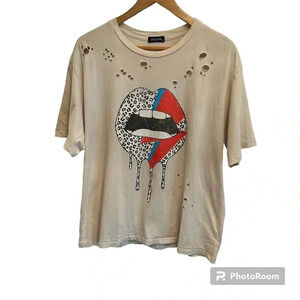 Zutter Distressed Cheetah Print Lips Graphic T-shirt Size Medium